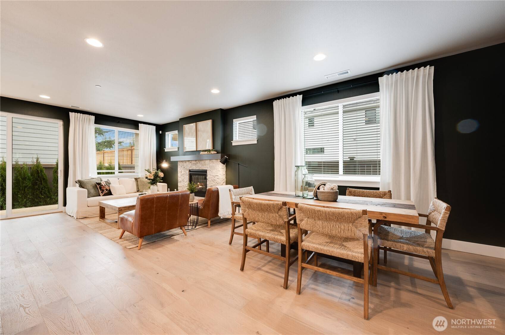 Bothell, WA 98012,18429 Meridian AVE SE #CR 25