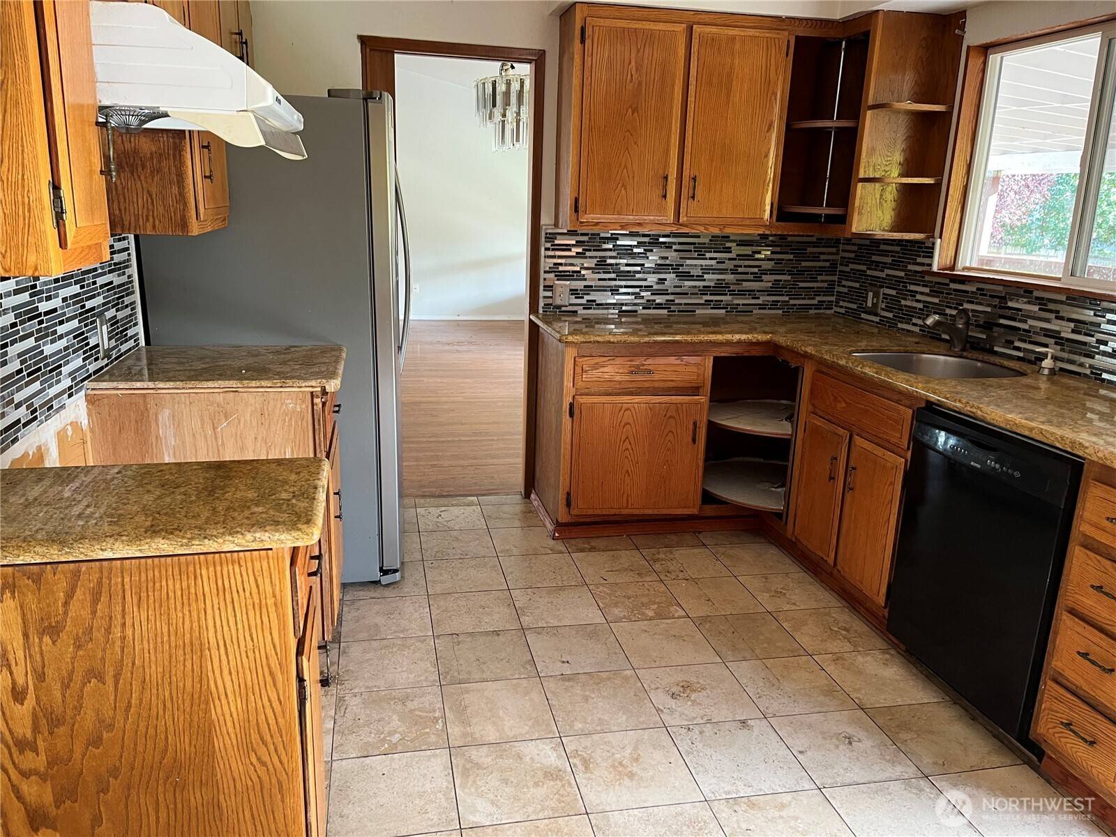 Bellevue, WA 98007,15237 NE 3rd ST