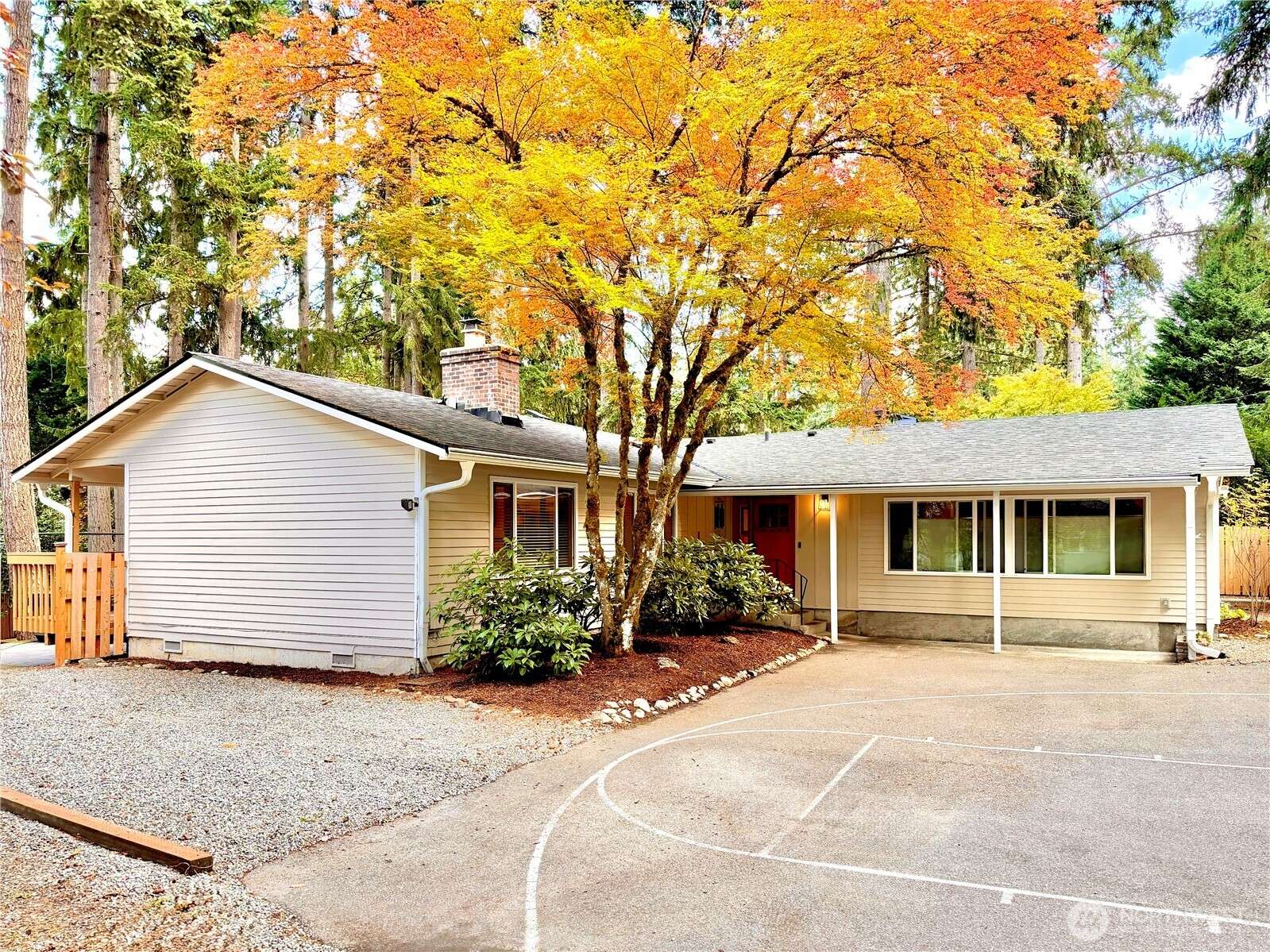 Bellevue, WA 98006,15934 SE 41st Place