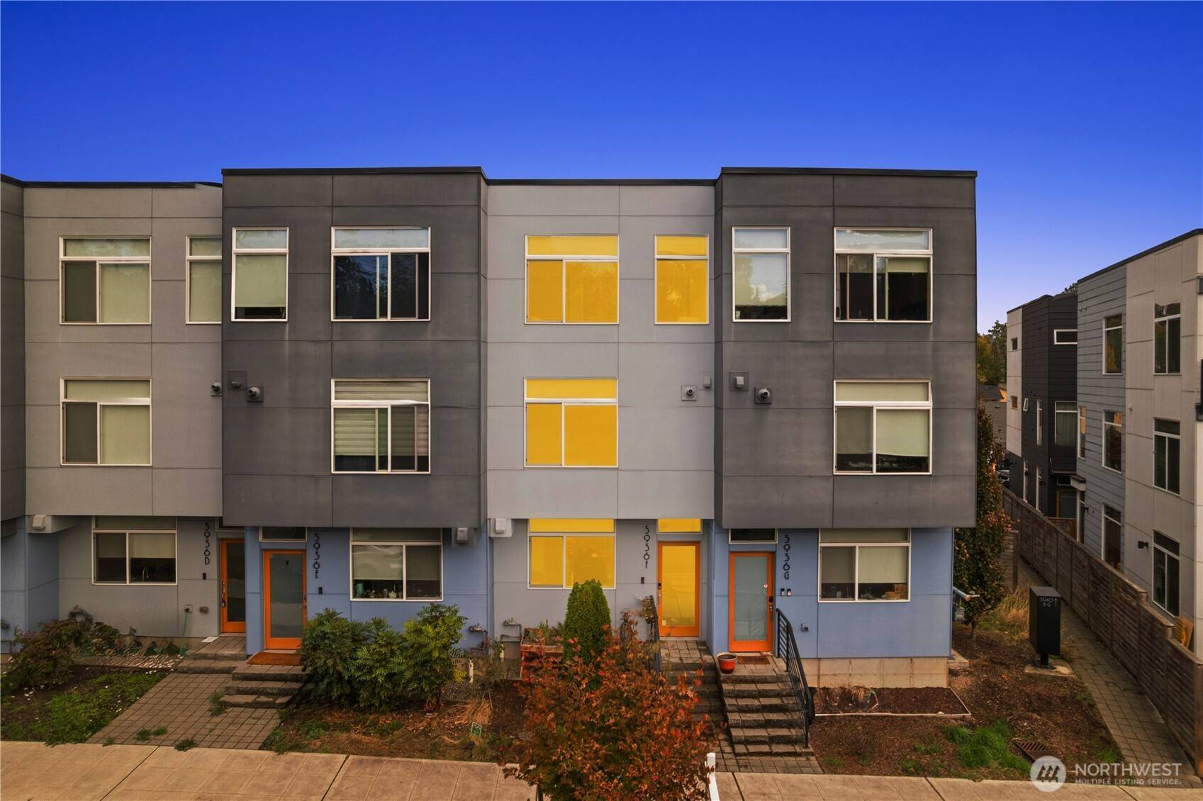 Seattle, WA 98118,5936 S 36th AVE #F