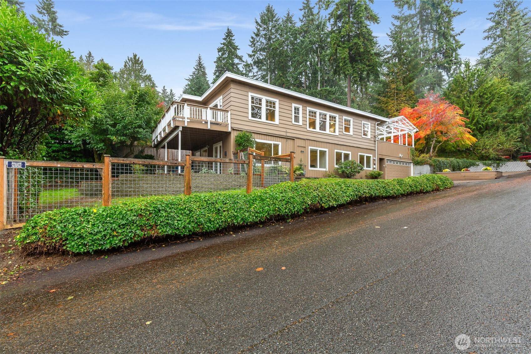 Shoreline, WA 98155,18921 16th AVE NE