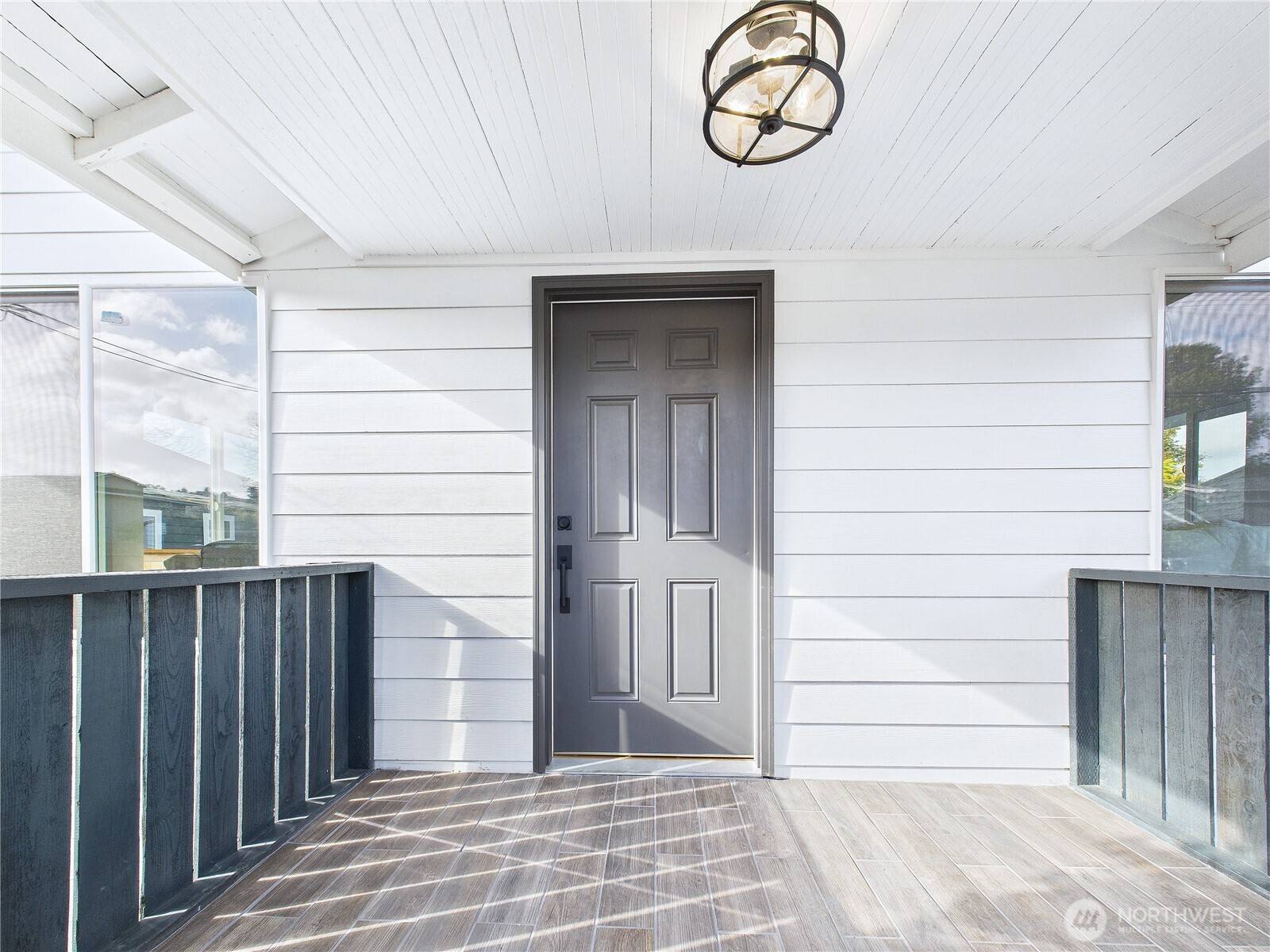 Renton, WA 98057,305 Meadow AVE N