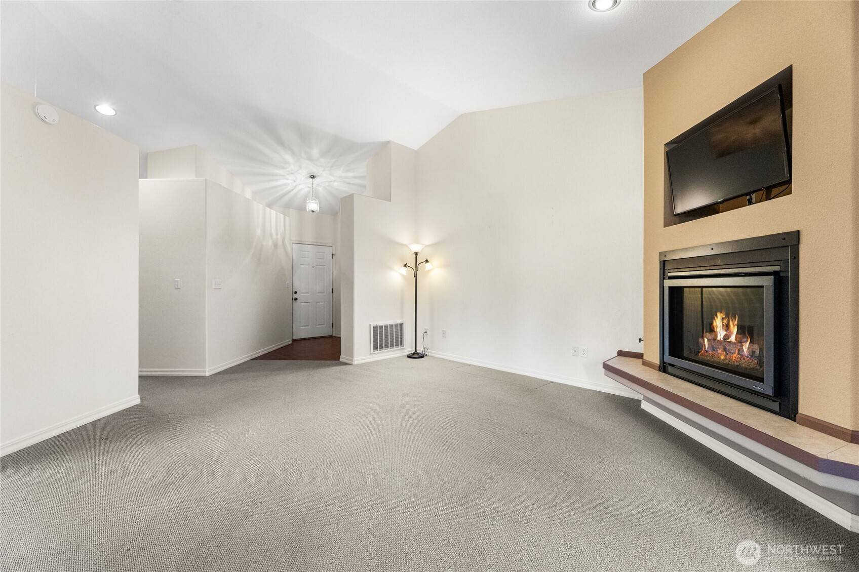 Enumclaw, WA 98022,1410 Mountain View DR #1410