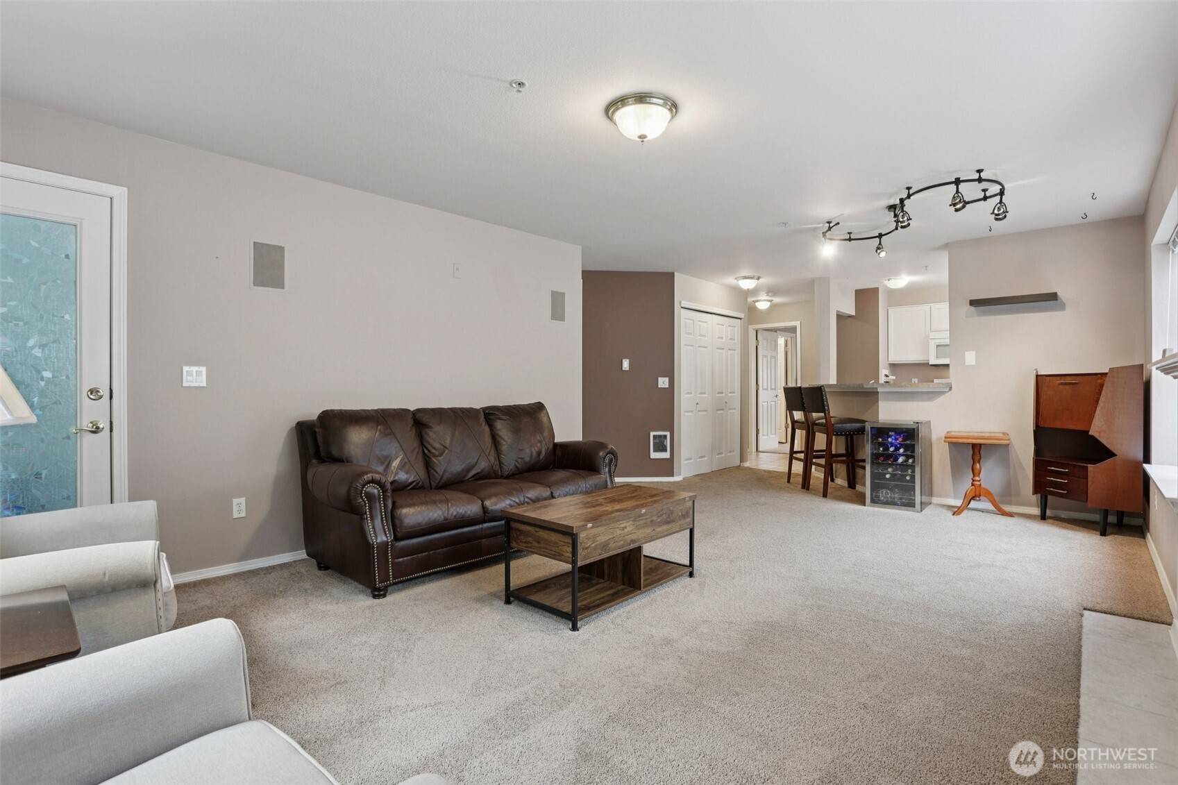 Everett, WA 98203,5731 12th AVE W #I201