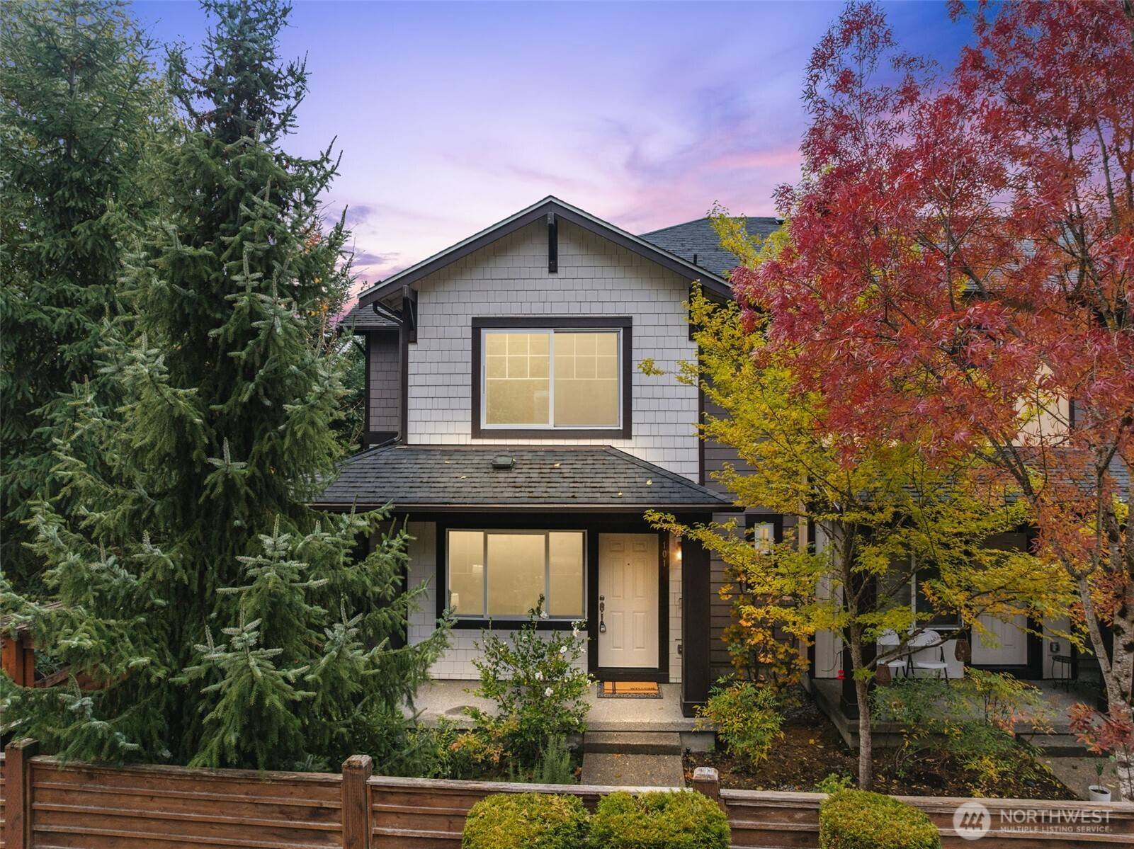 Redmond, WA 98052,10260 157th PL NE #101