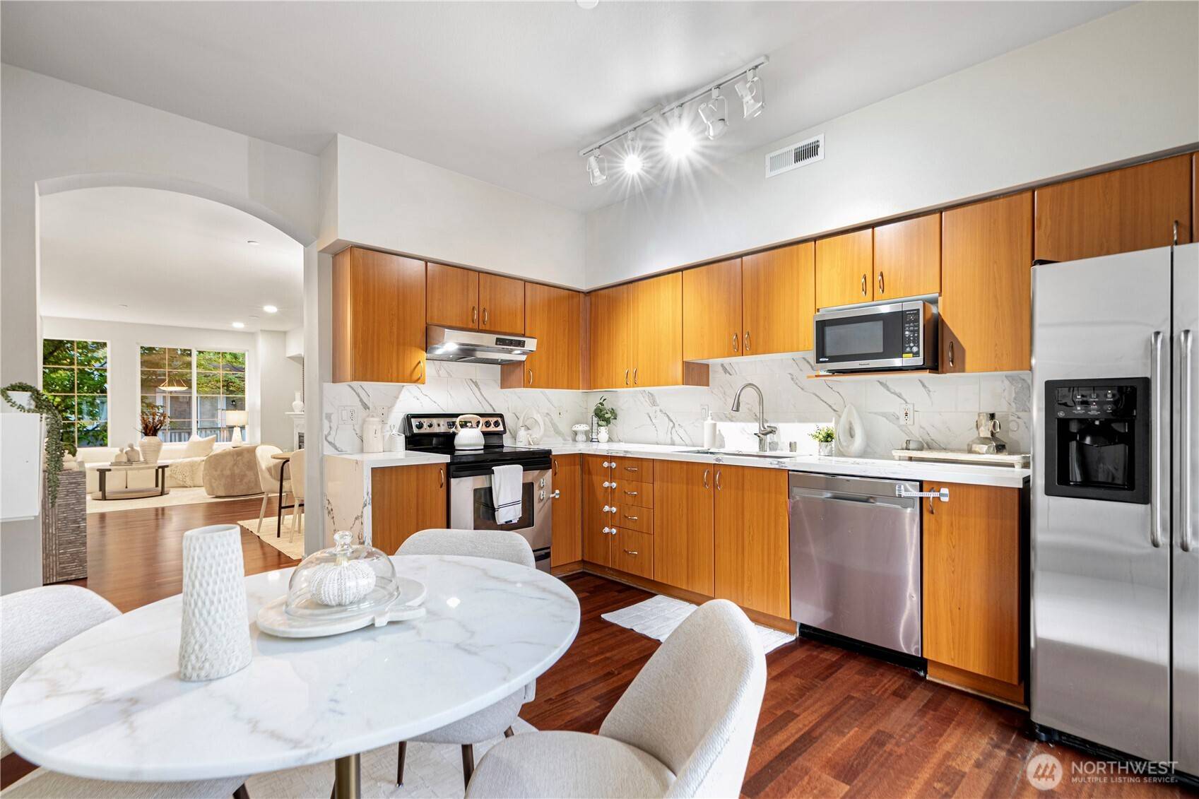 Redmond, WA 98052,18258 NE 96th WAY #103