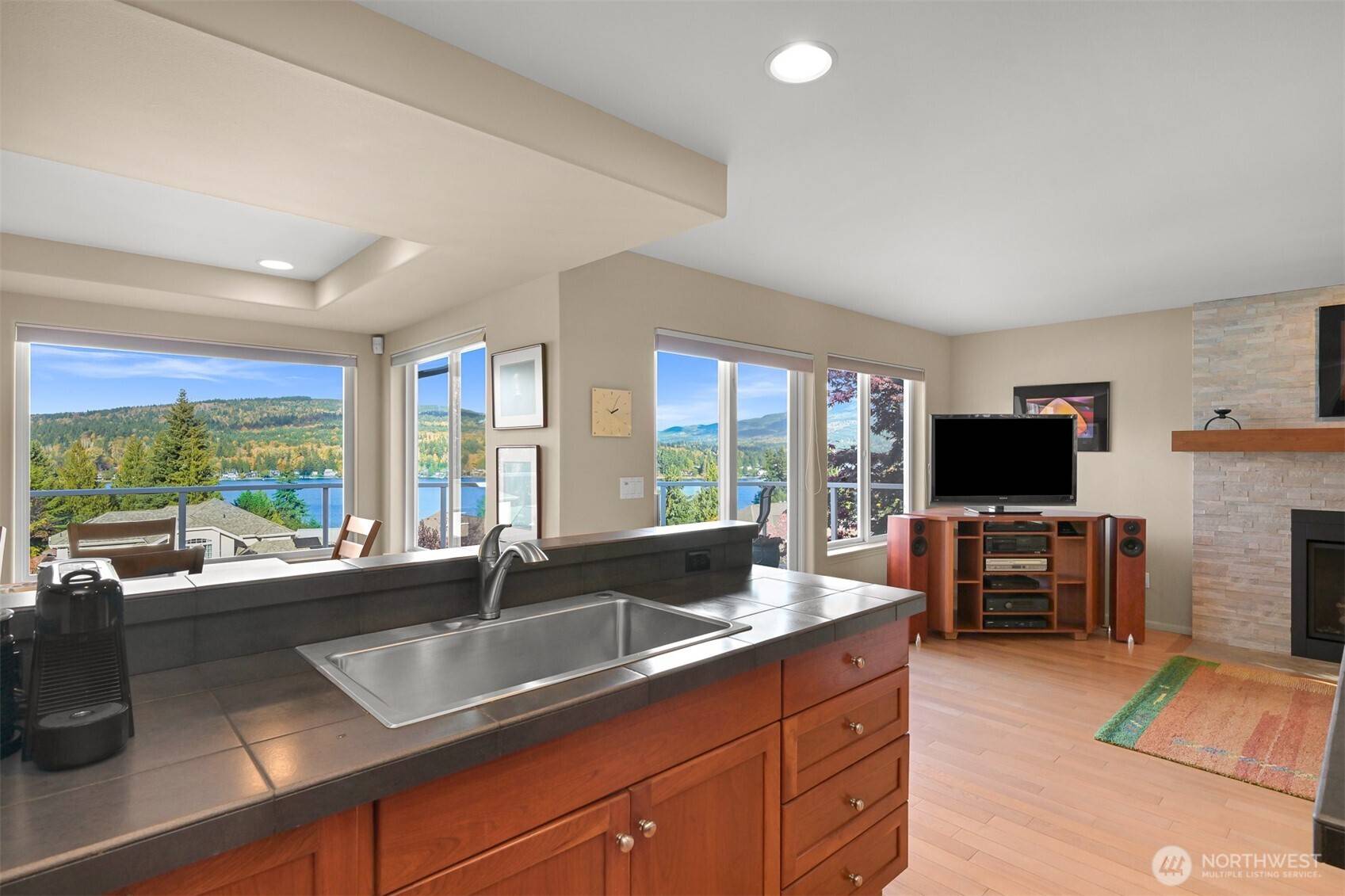 Bellingham, WA 98229,4926 Columbus AVE