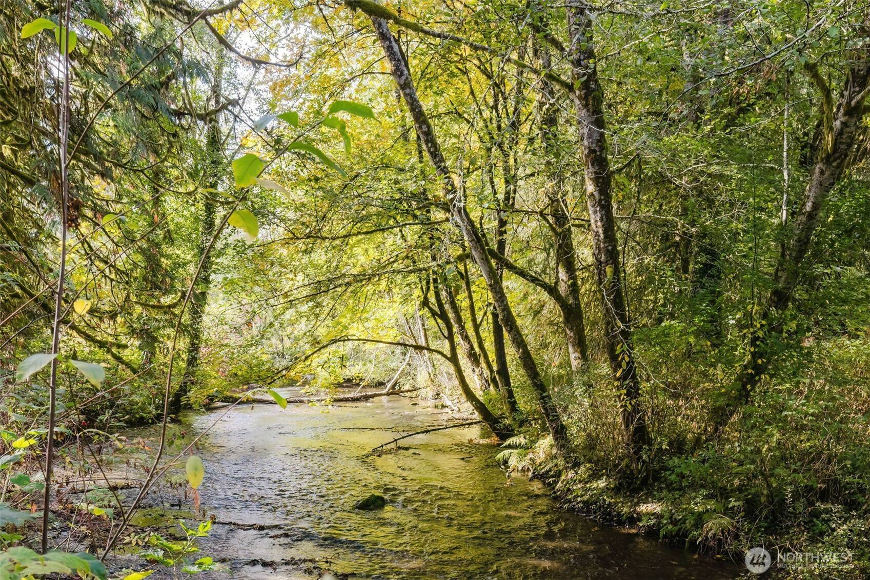 Allyn, WA 98524,17717 E State Route 3