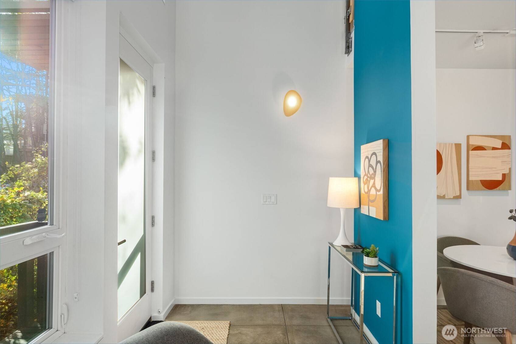 Seattle, WA 98112,418 19th AVE E #B