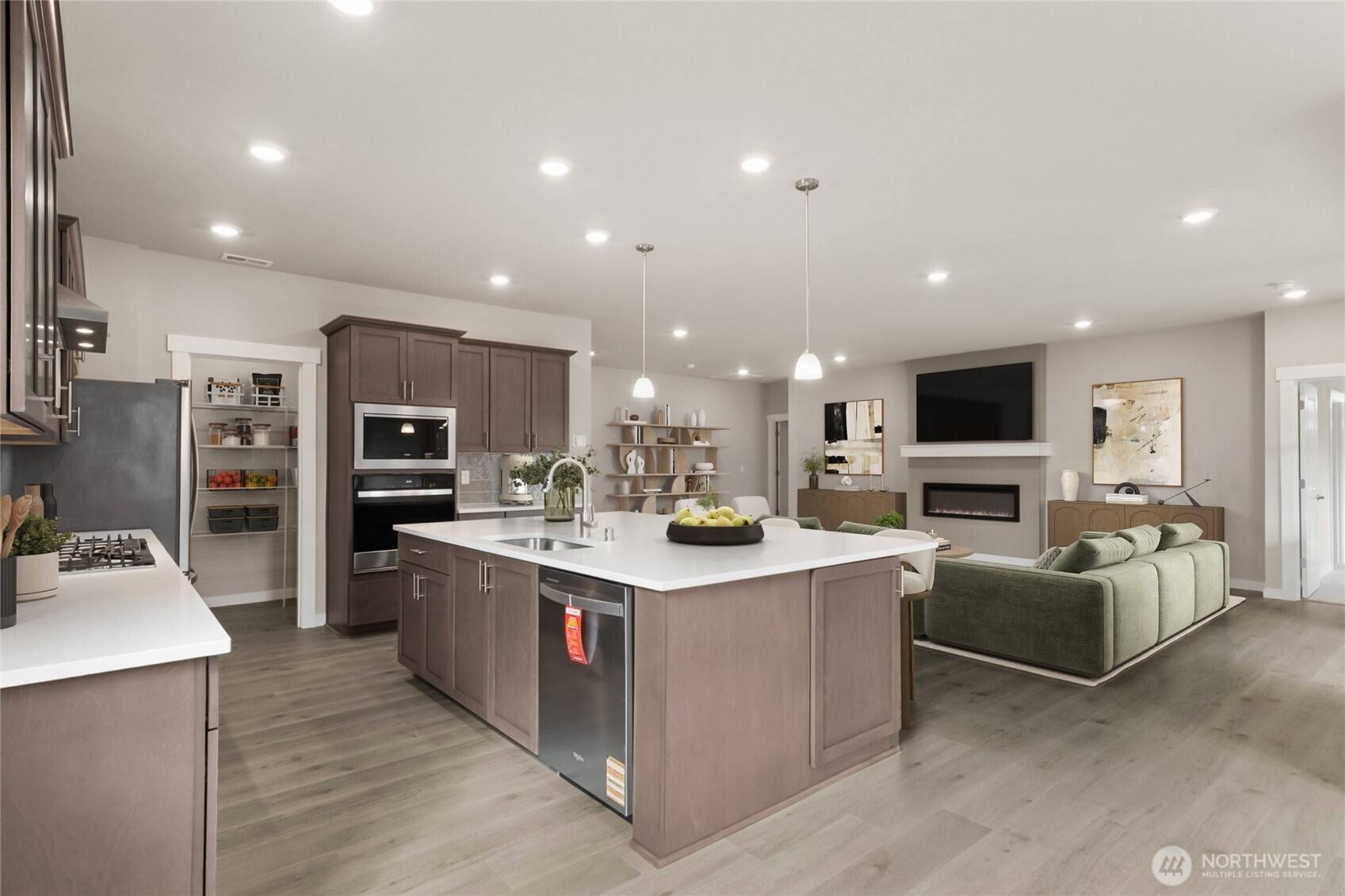 North Bend, WA 98045,508 SE 11th PL #14