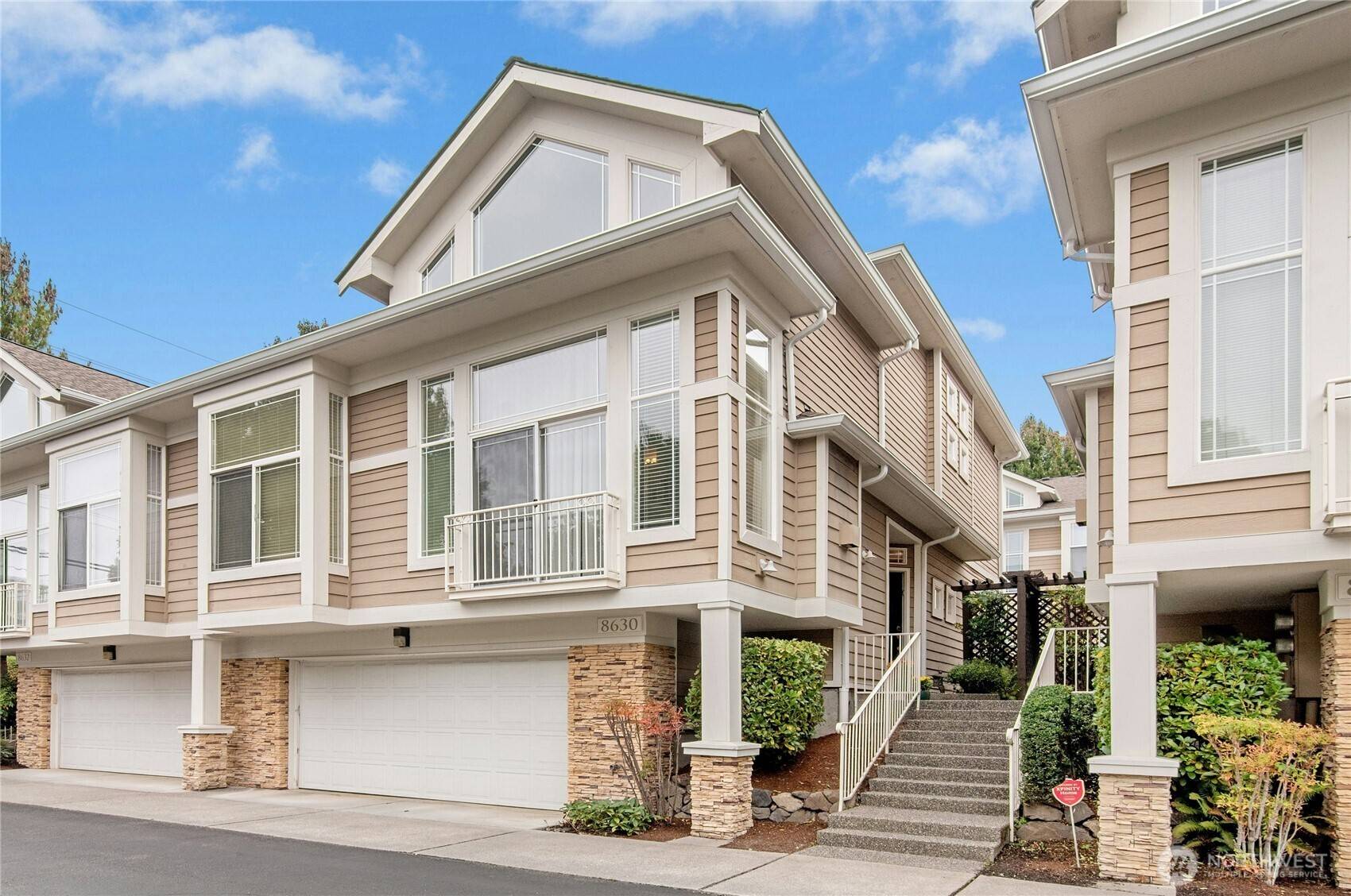 Kirkland, WA 98033,8630 113th LN NE