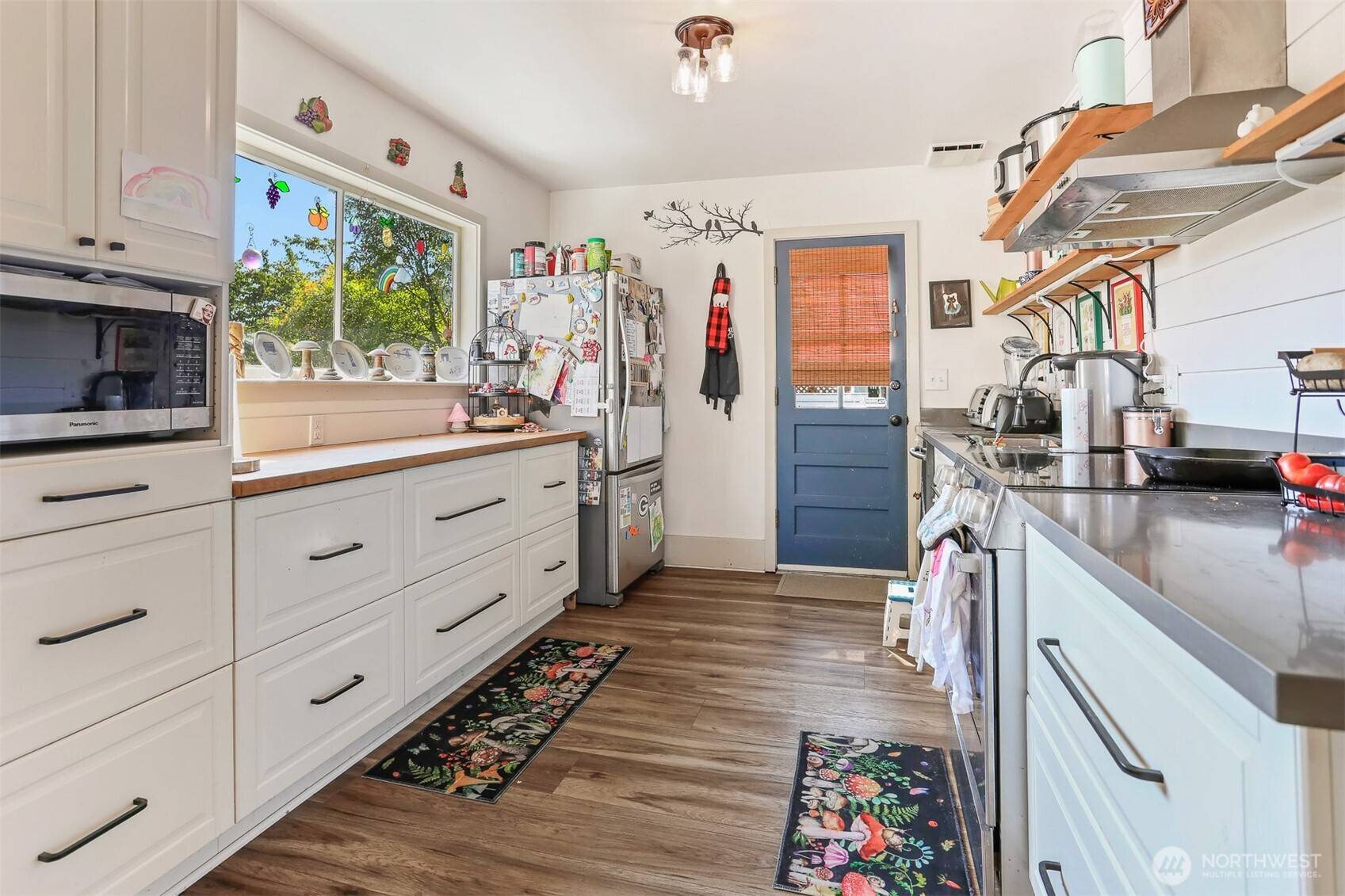 Seattle, WA 98199,3654 35th AVE W