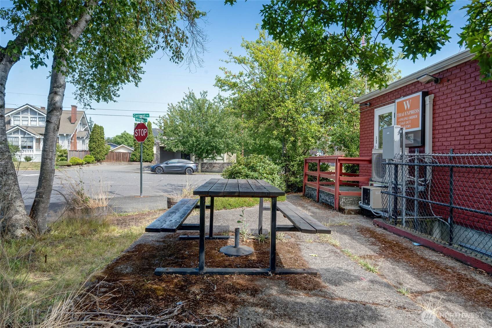 Bellingham, WA 98225,2201 Cornwall AVE