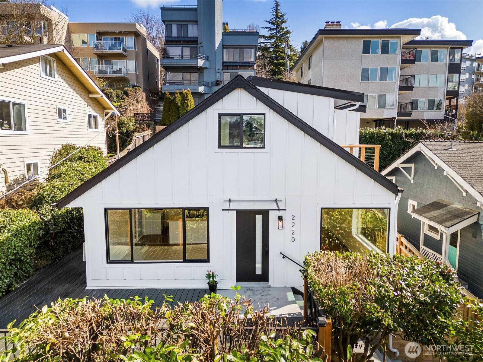 Seattle, WA 98119,2220 14th Avenue W