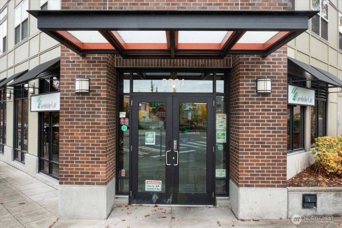 Seattle, WA 98106,9901 8th AVE SW