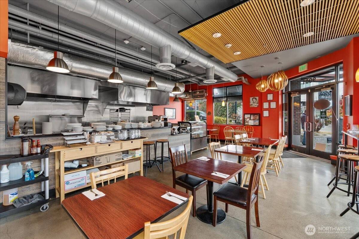 Seattle, WA 98106,9901 8th AVE SW