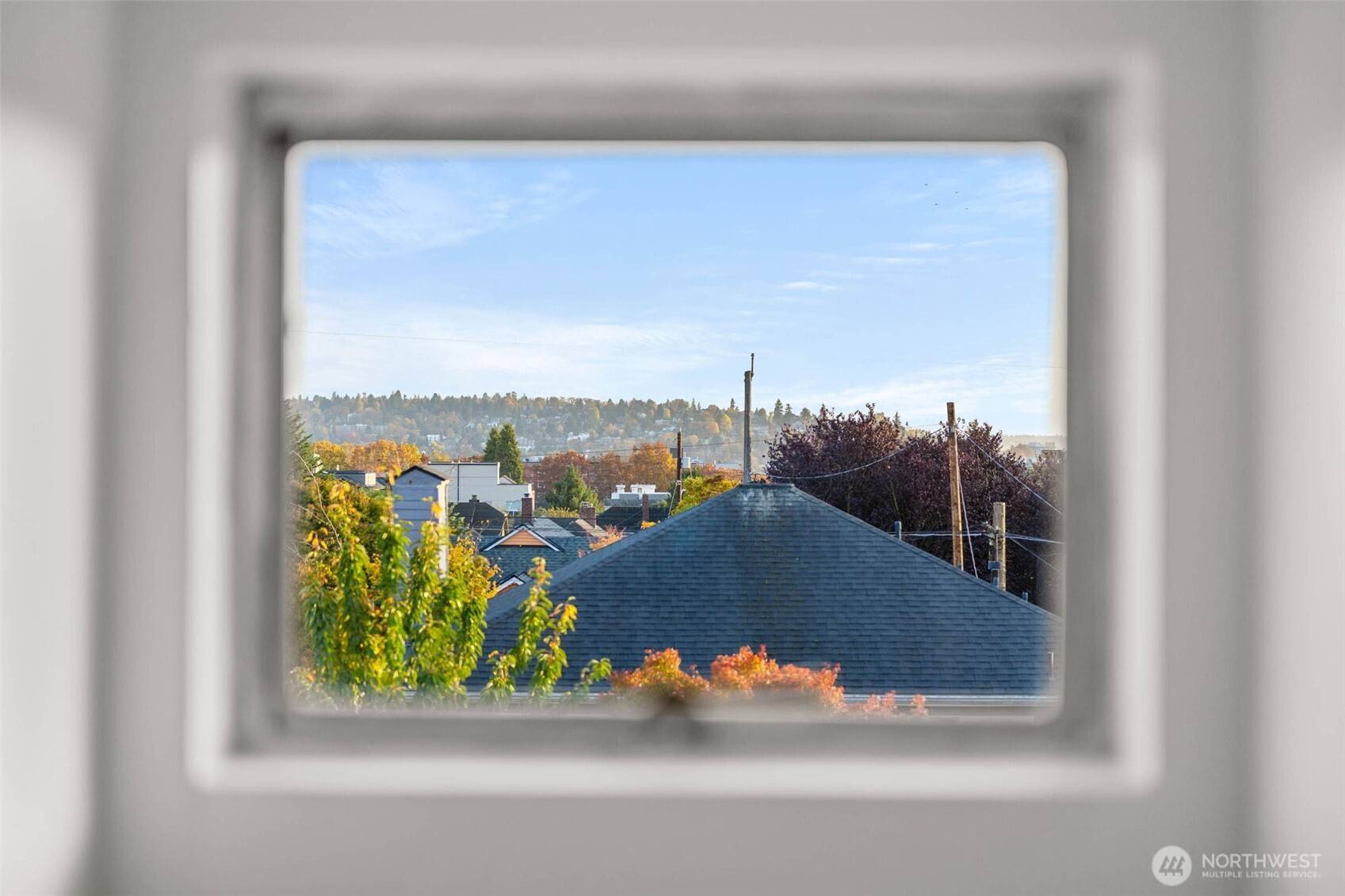 Seattle, WA 98107,935 NW 61st ST