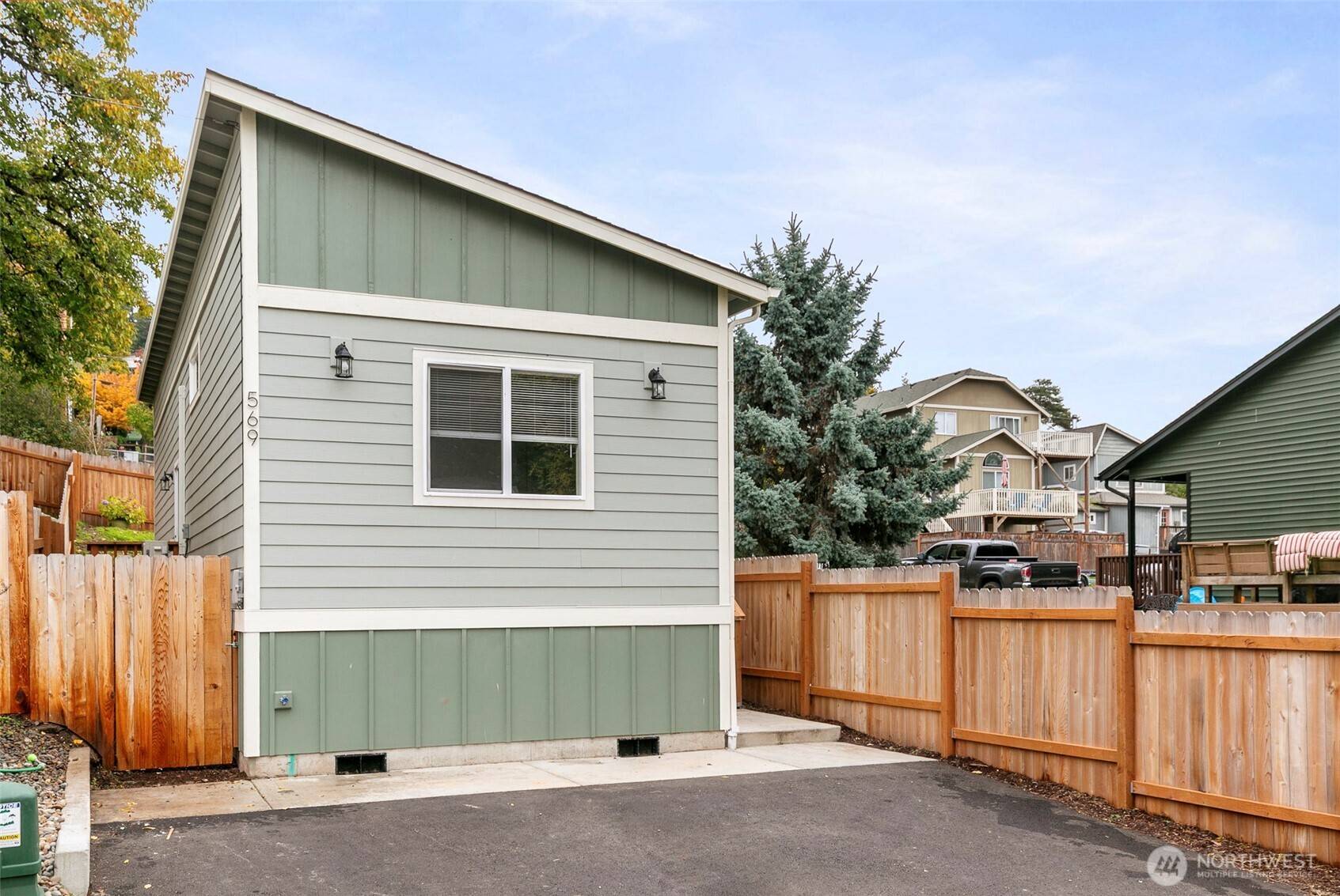 Kalama, WA 98625,569 N 3rd