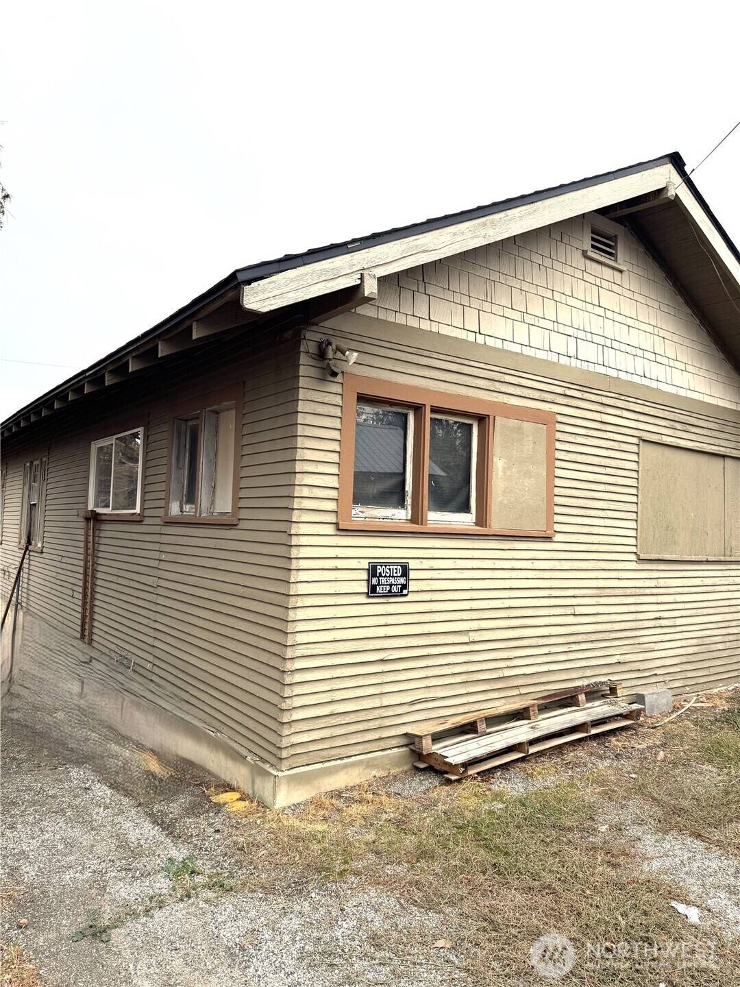 Wenatchee, WA 98801,528 Cascade ST