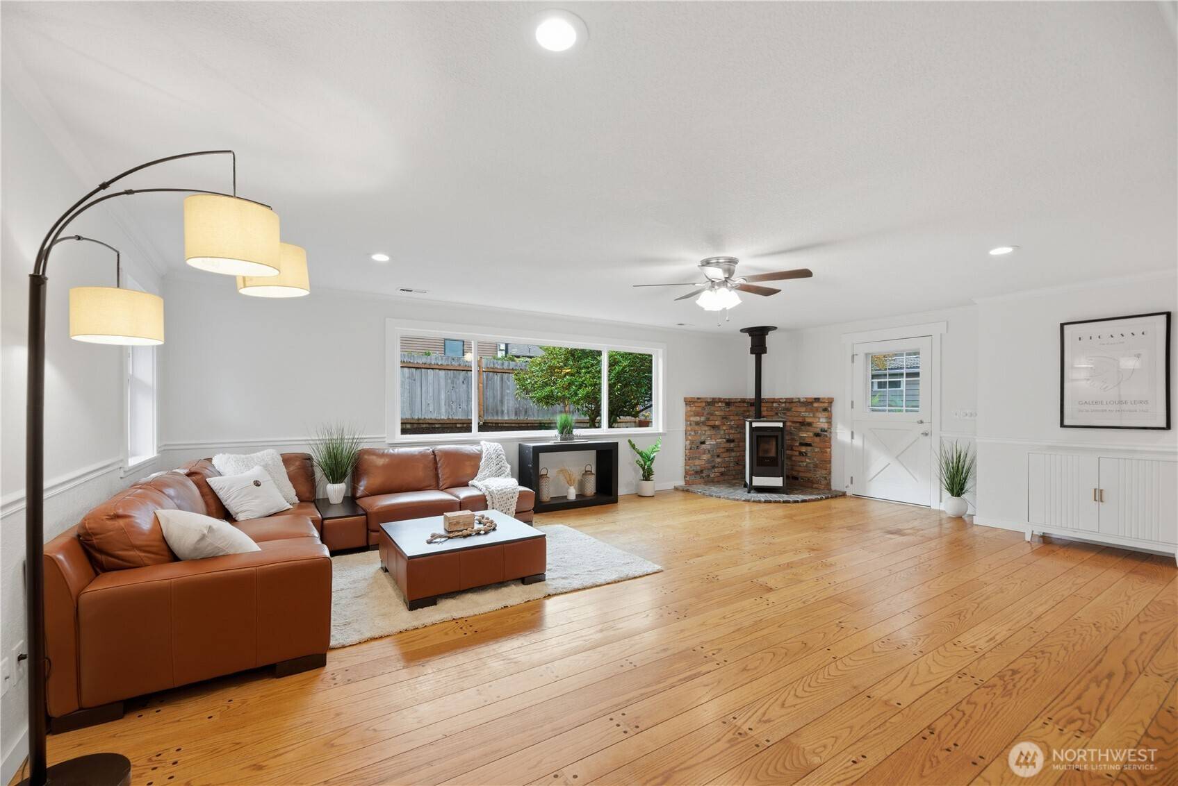 Brier, WA 98036,23200 29th AVE W