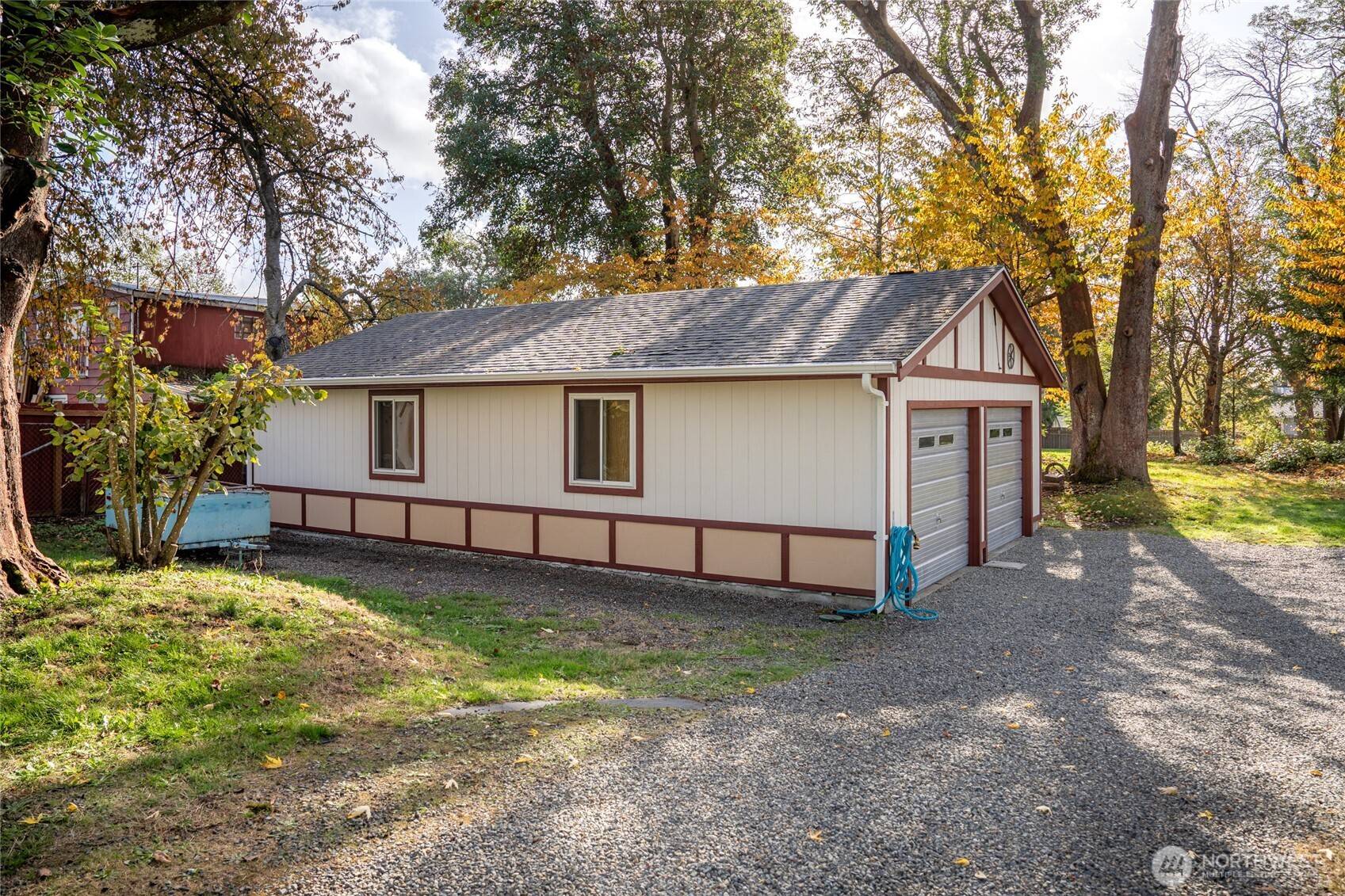 Seattle, WA 98146,615 SW 124th ST