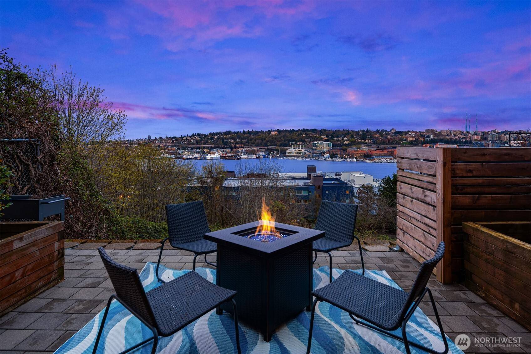 Seattle, WA 98109,1416 6th AVE N