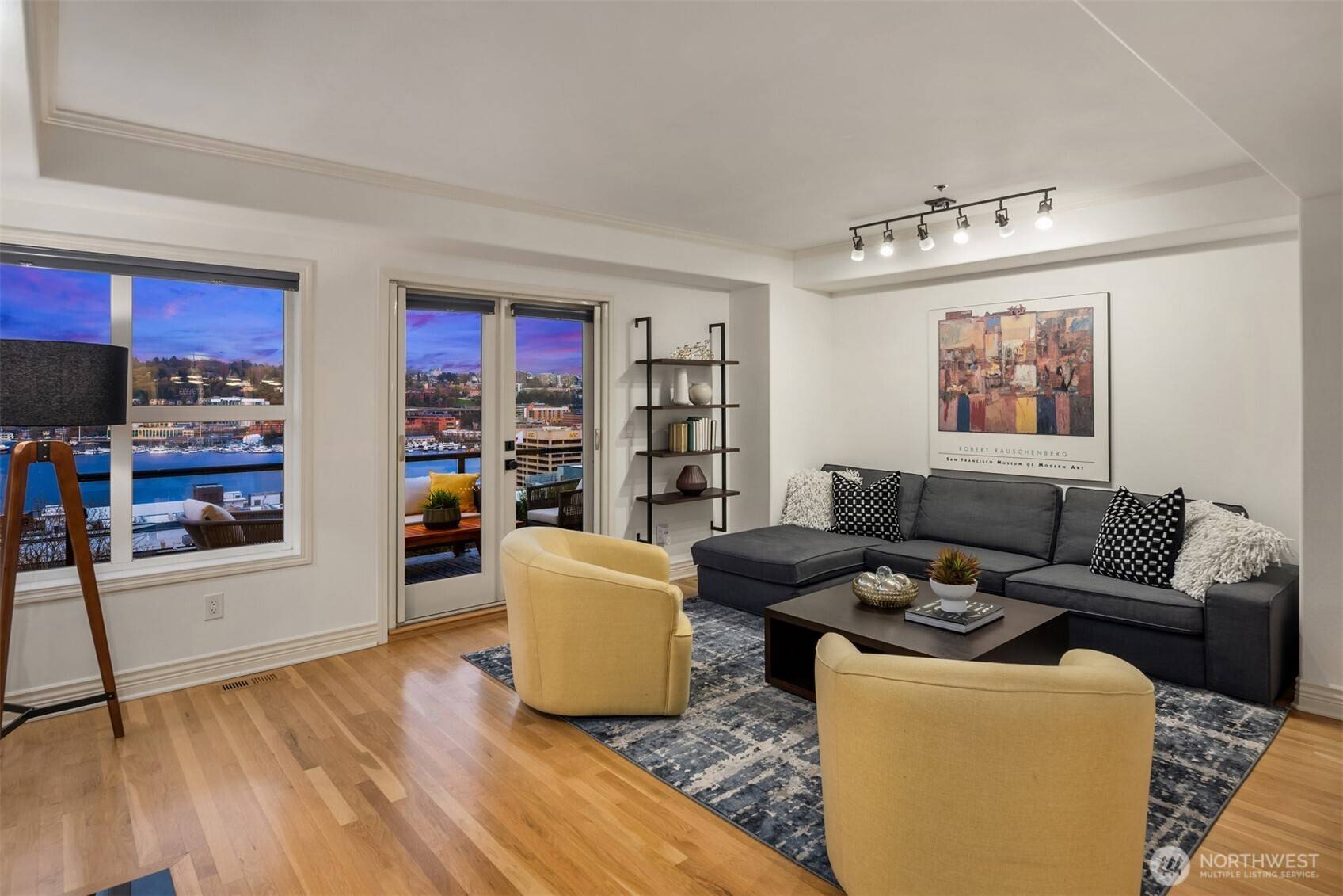 Seattle, WA 98109,1416 6th AVE N