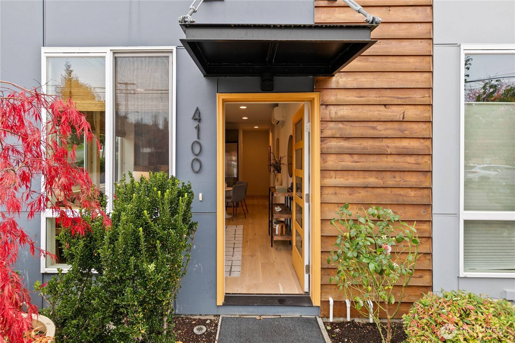 Seattle, WA 98118,4100 37th AVE S