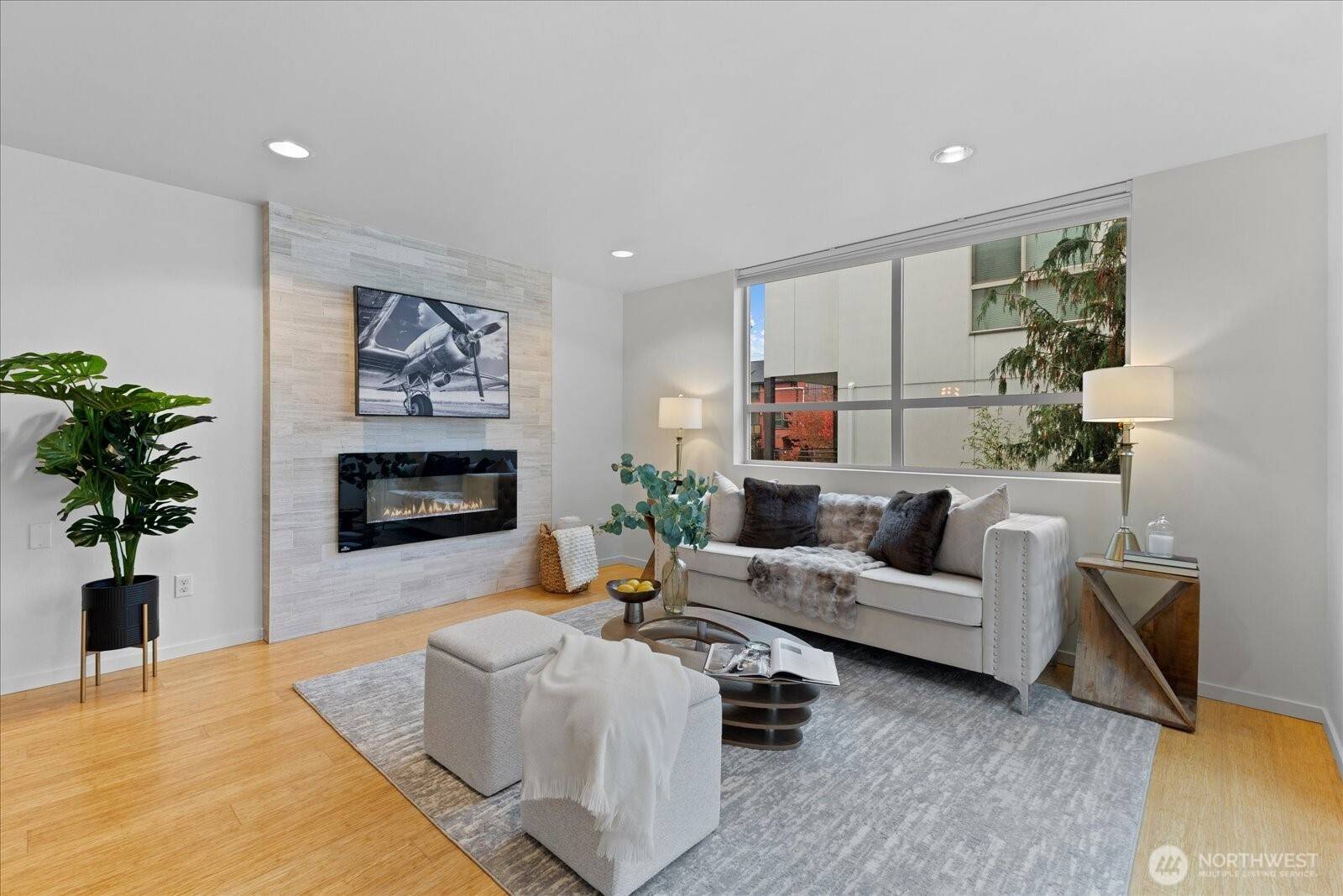 Seattle, WA 98107,1525 NW 58th ST #A