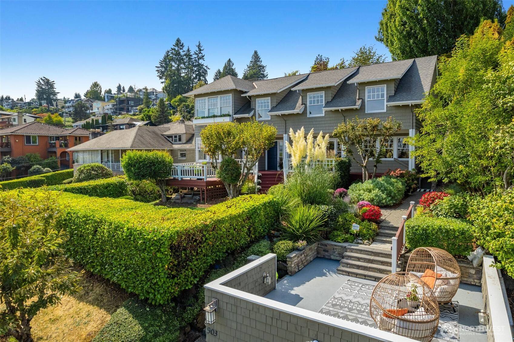 Seattle, WA 98144,903 Lakeside AVE S