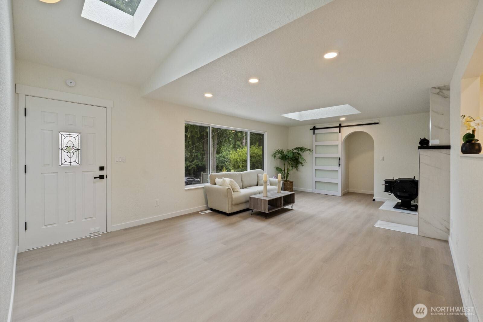 Shoreline, WA 98155,18045 3rd Ave NE