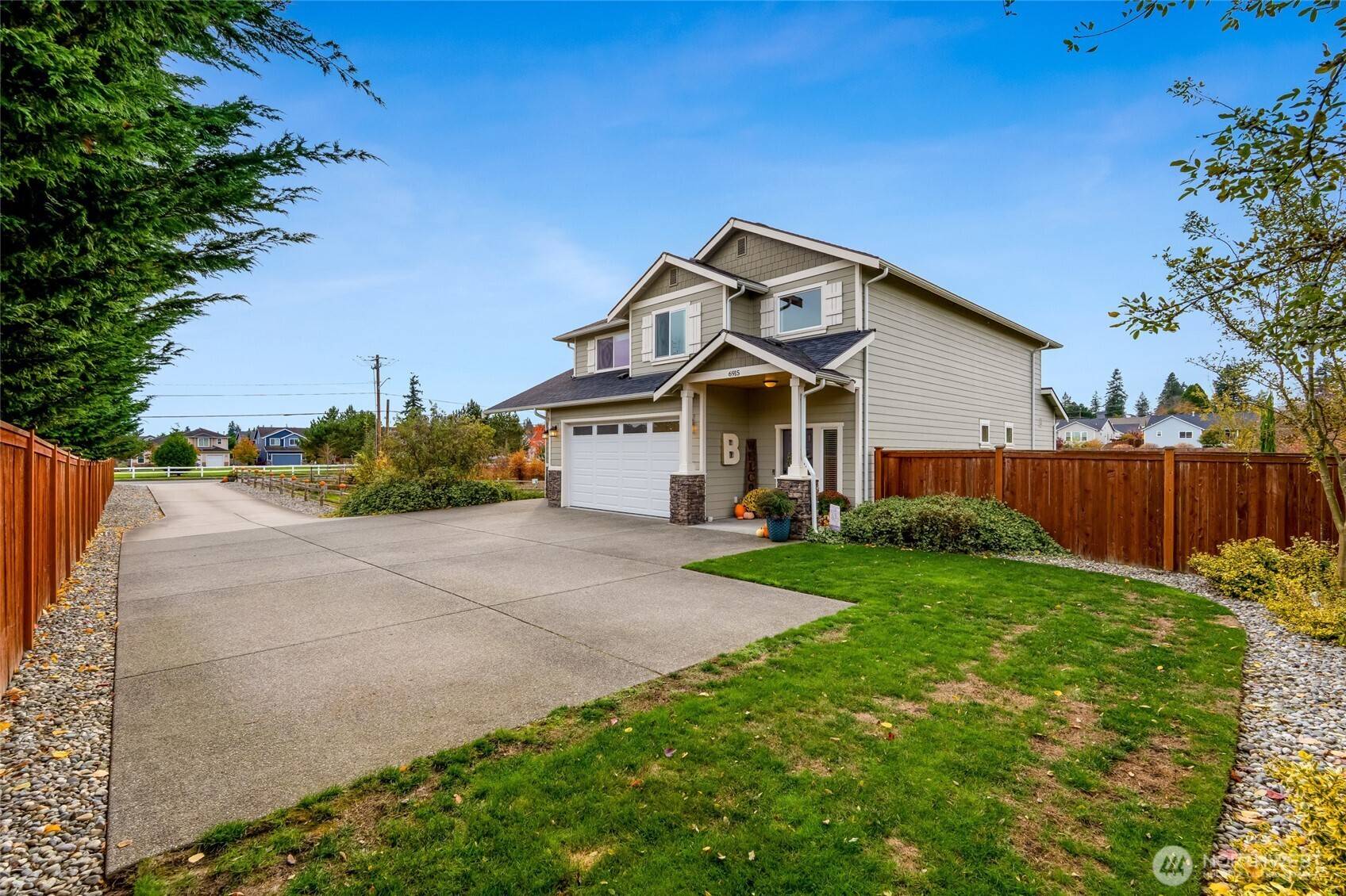 Stanwood, WA 98292,6915 284th St NW