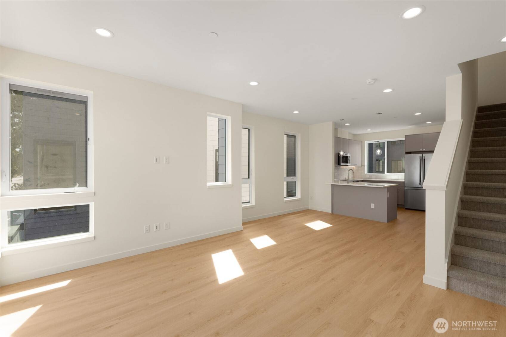 Seattle, WA 98117,9225 A 14th AVE NW