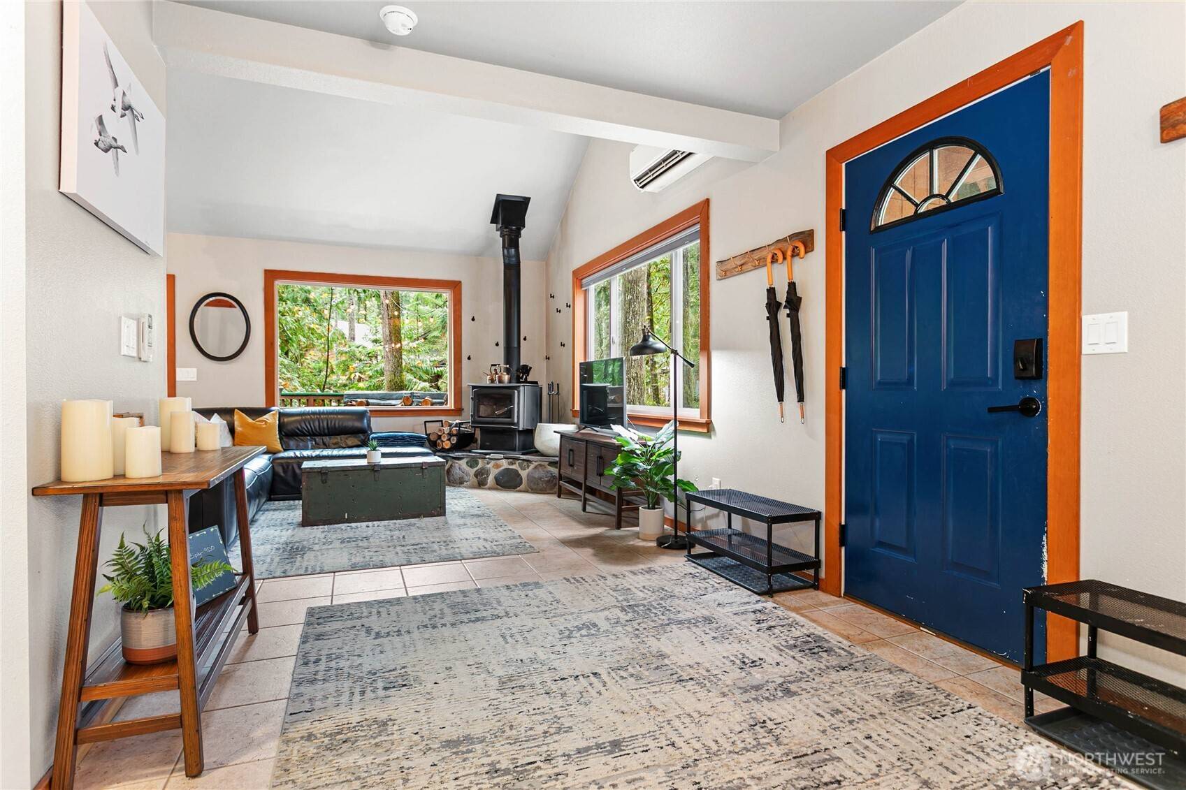 Glacier, WA 98244,7469 Olsen DR