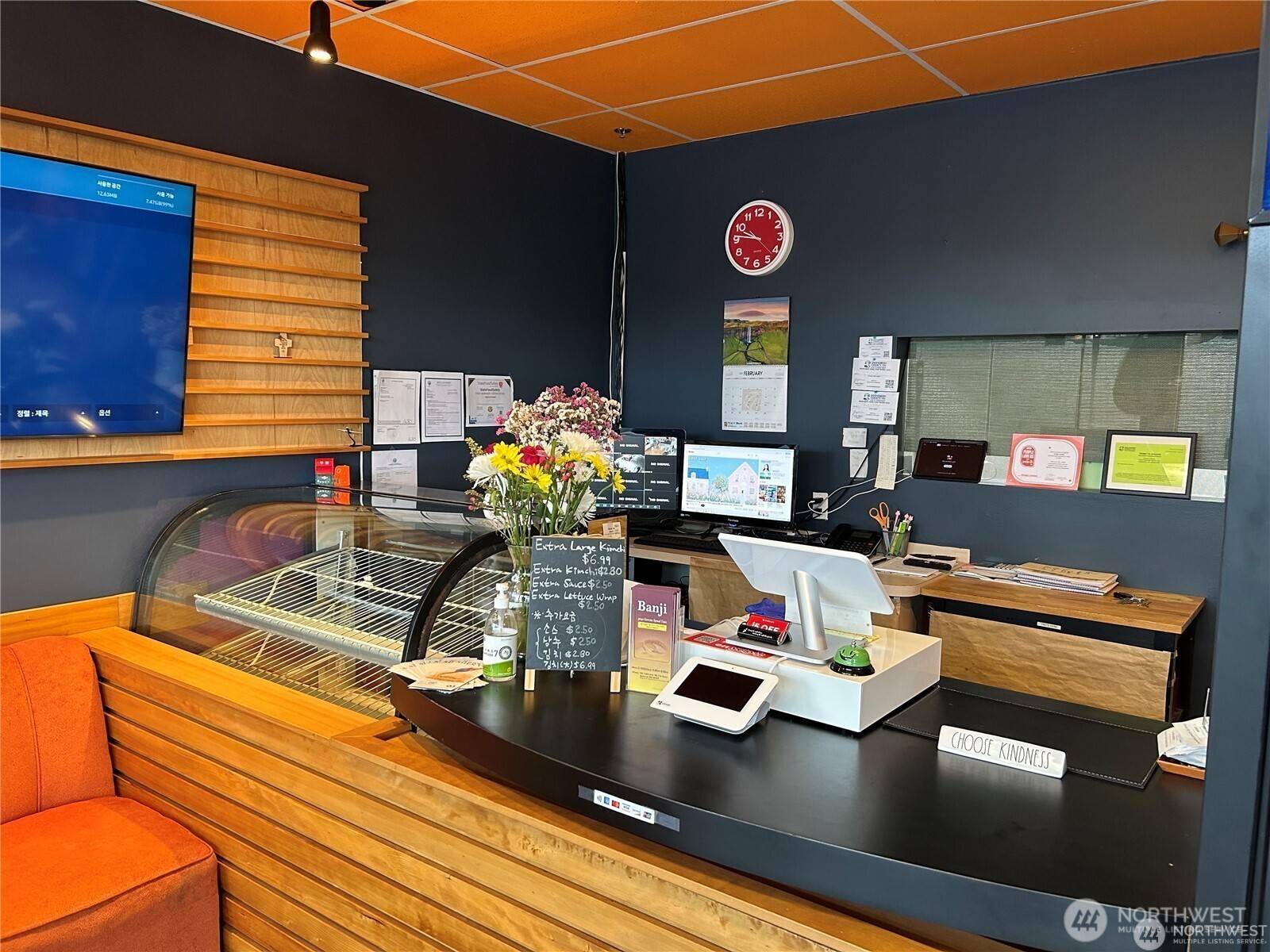 Edmonds, WA 98026,Address not disclosed