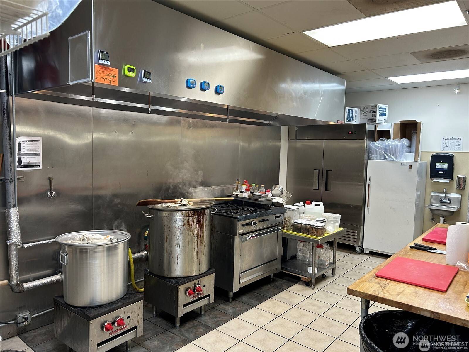 Edmonds, WA 98026,Address not disclosed