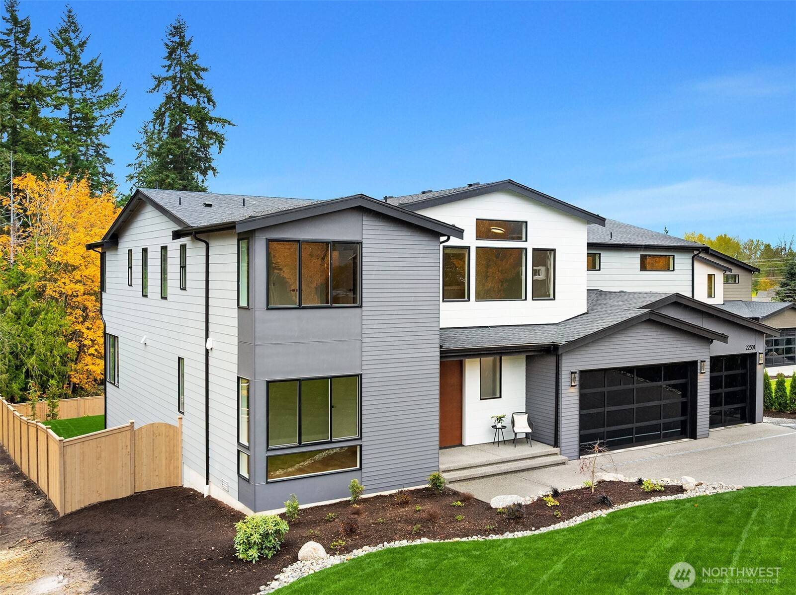 Brier, WA 98036,22301 Old Poplar WAY