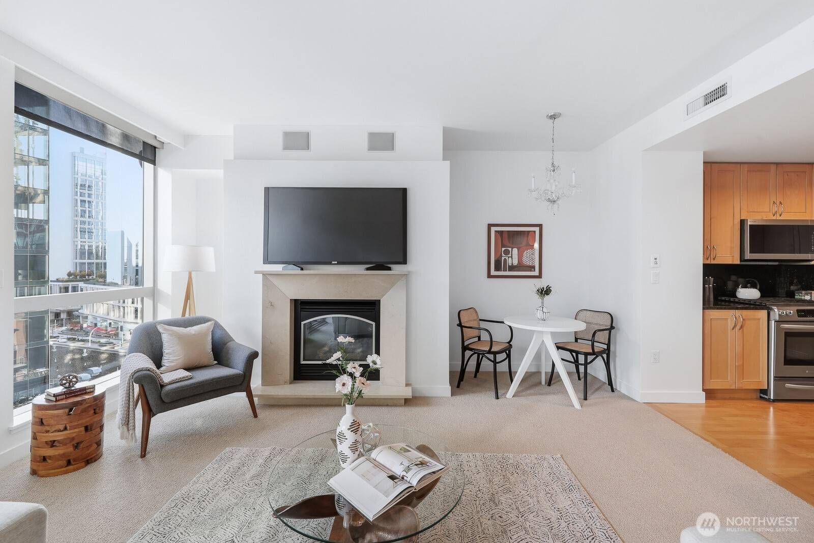 Bellevue, WA 98004,10610 NE 9th PL #923