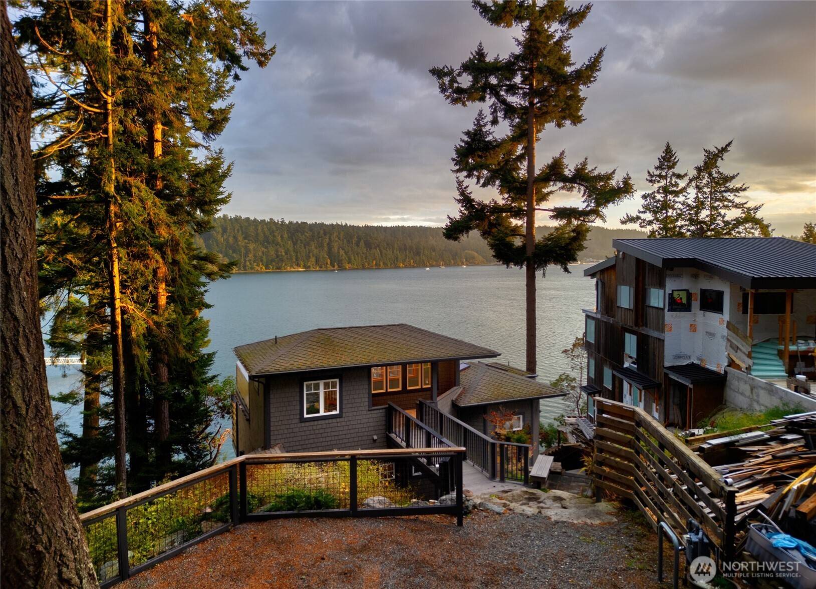 Anacortes, WA 98221,15833 Yokeko DR