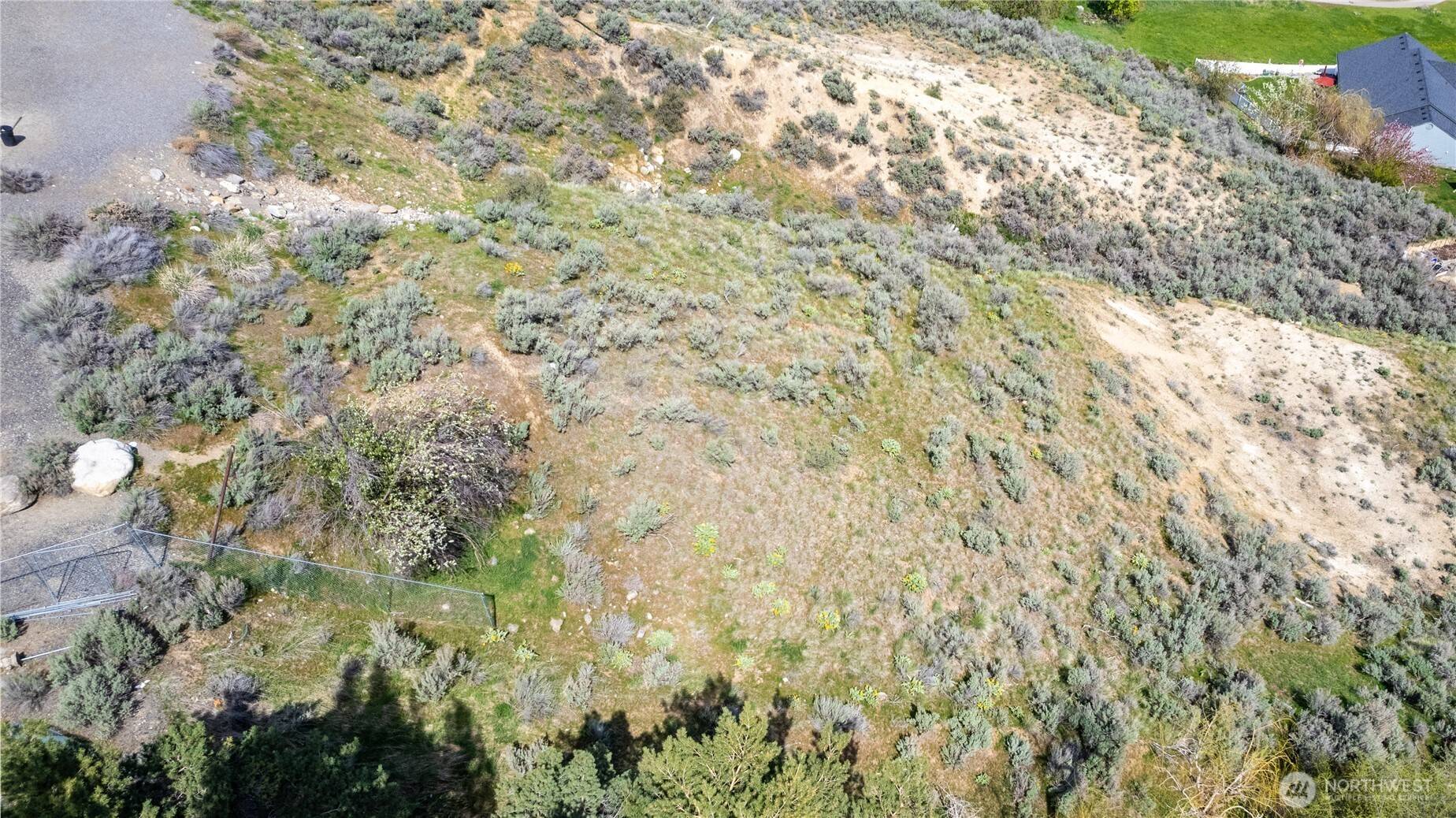 Wenatchee, WA 98801,1530 Skyline DR