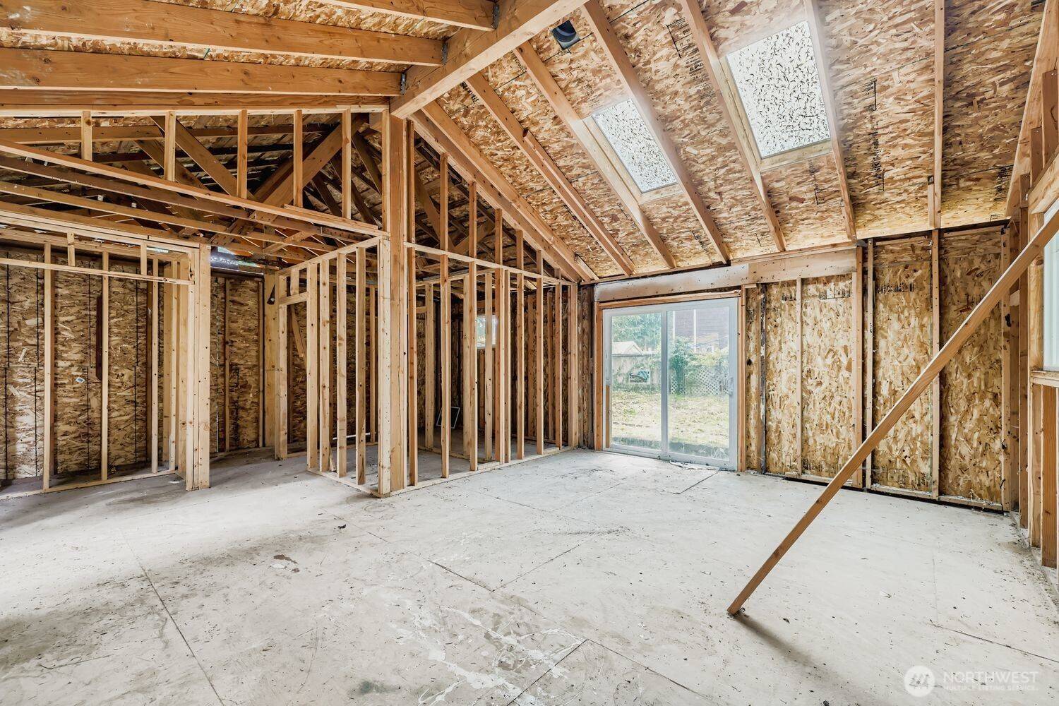 Woodinville, WA 98072,16955 185th AVE NE