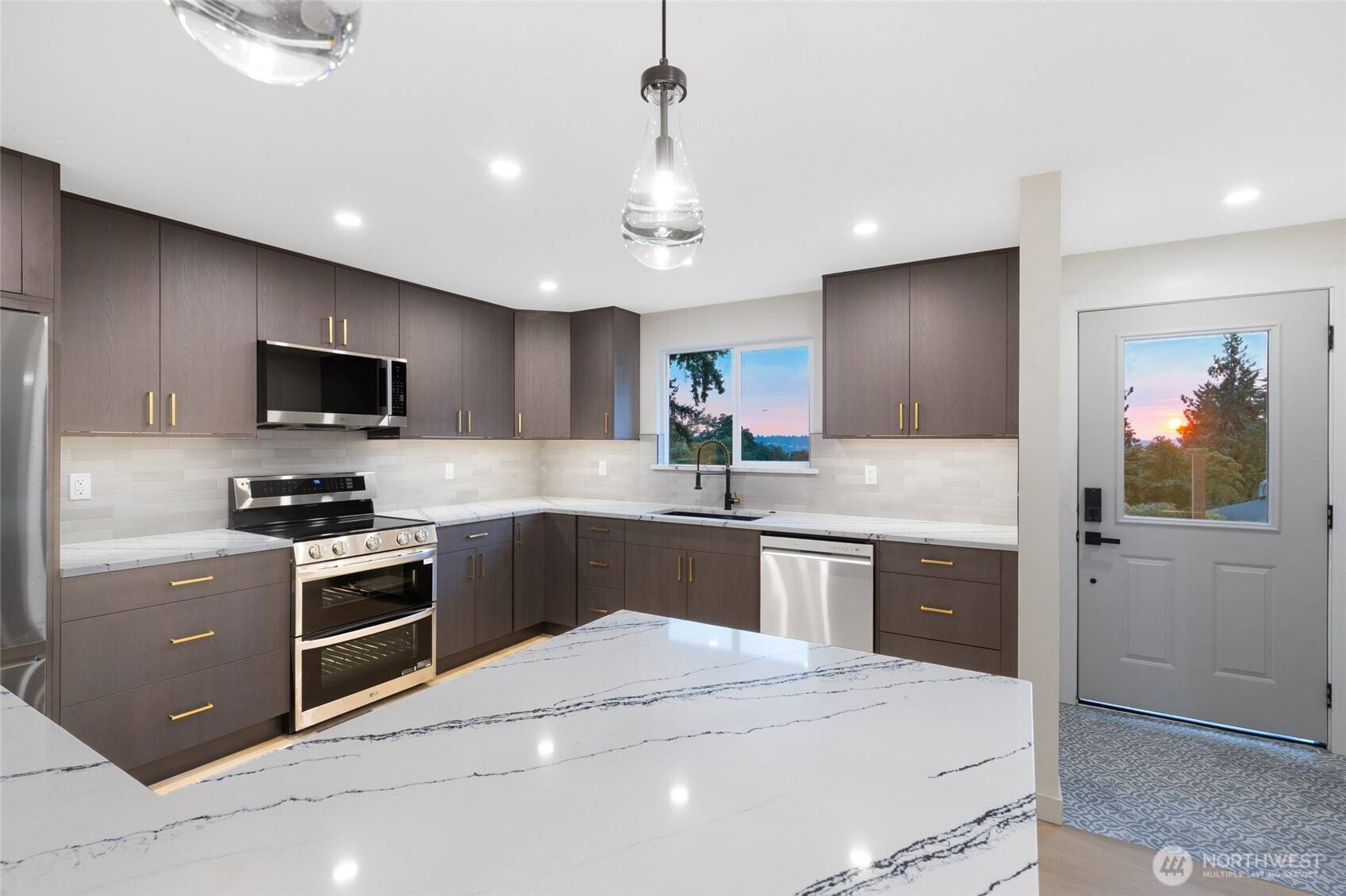 Seattle, WA 98178,5150 S Creston ST