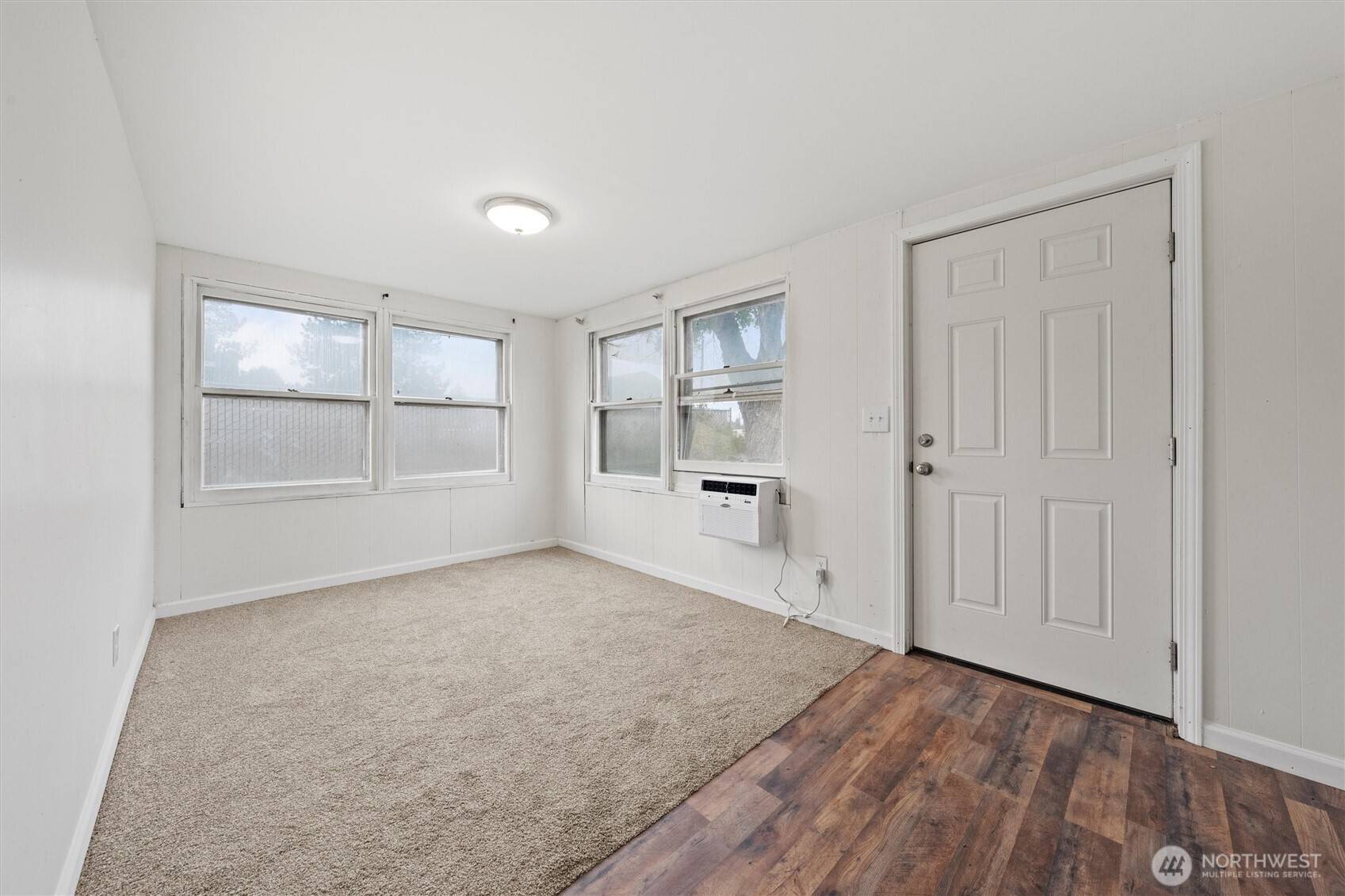 Soap Lake, WA 98851,19160 NW Franklin ST