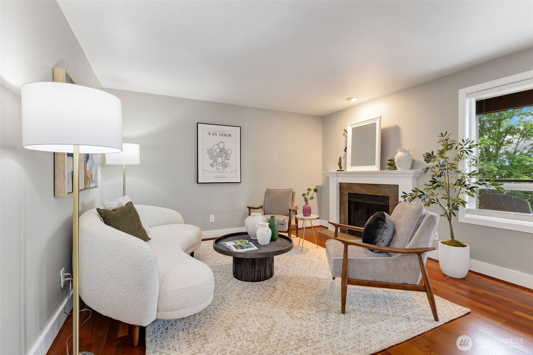 Redmond, WA 98052,8980 Redmond Woodinville RD NE #101