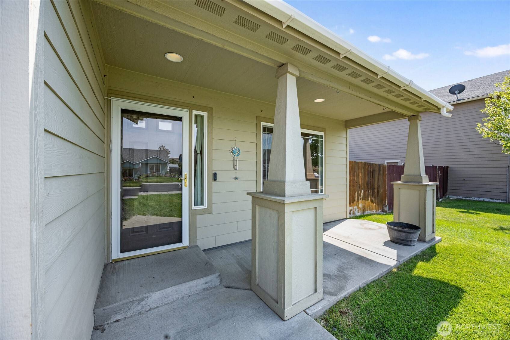 Ephrata, WA 98823,314 J ST SE