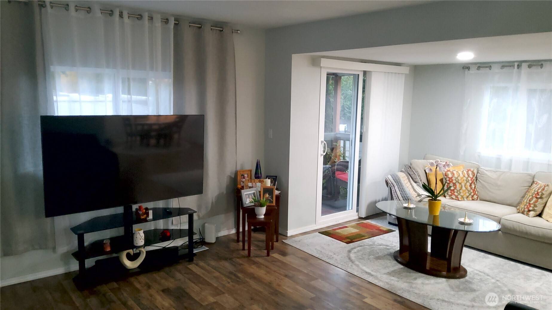 Everett, WA 98204,13320 Hwy 99 #34