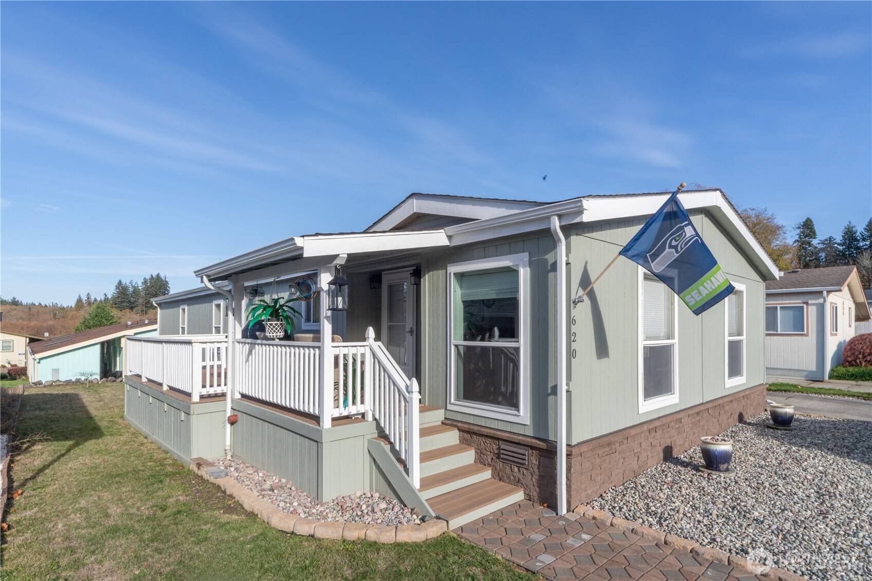 Bremerton, WA 98311,620 NE Saturn LN