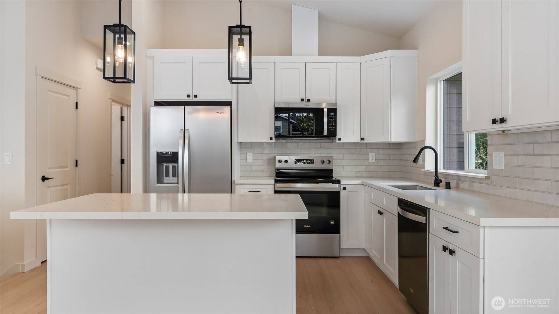 Everett, WA 98201,3205 19th ST