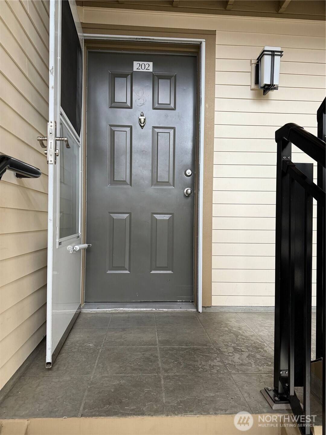 Tacoma, WA 98407,3008 N Narrows DR #C202