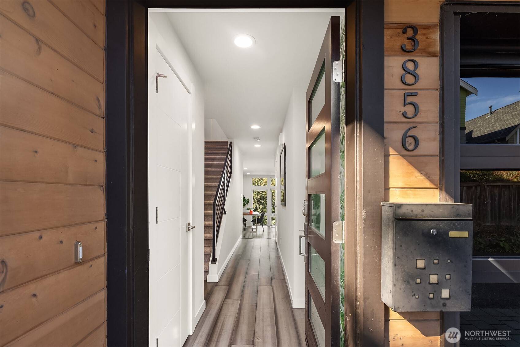 Seattle, WA 98106,3856 21st AVE SW